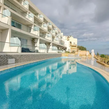 아파트 Lovely With Beautiful View With Communal Pool By 360 Estates *