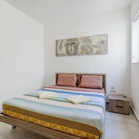 Lovely With Beautiful View With Communal Pool By 360 Estates