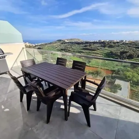 Lovely With Beautiful View With Communal Pool By 360 Estates 아파트