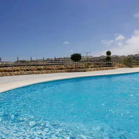 Lovely With Beautiful View With Communal Pool By 360 Estates 아파트