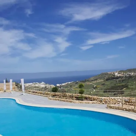 Lovely With Beautiful View With Communal Pool By 360 Estates 아파트